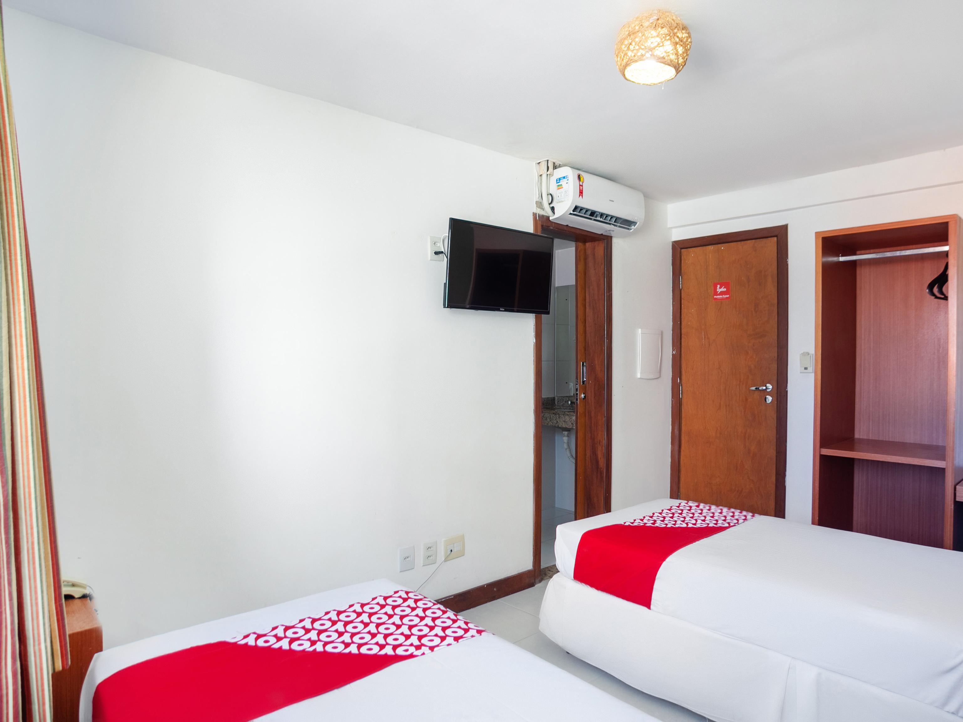 Oyo Alto Da Praia Hotel, アラカジュ エクステリア 写真