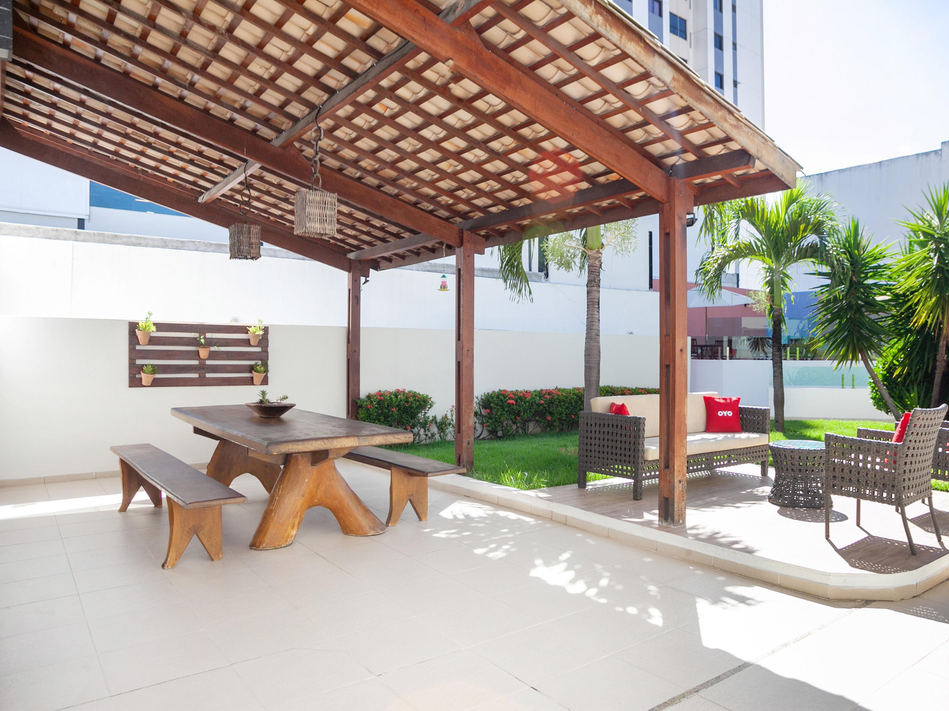 Oyo Alto Da Praia Hotel, アラカジュ エクステリア 写真