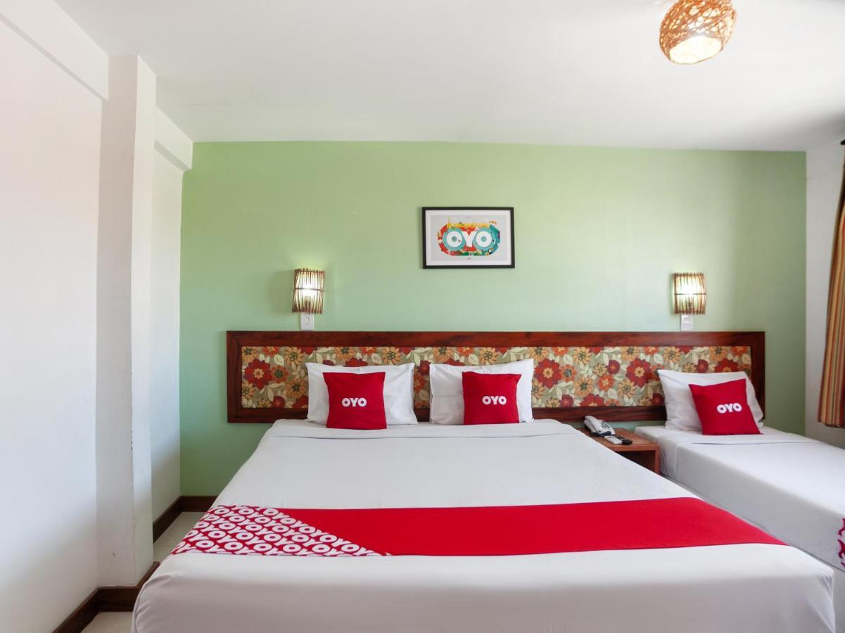 Oyo Alto Da Praia Hotel, アラカジュ エクステリア 写真